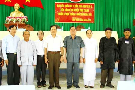 ທ່ານ Le Hong Anh ກຳມະການ ກົມການເມືອງ ພົບປະກັບຜູ້ມີສິດ ເລືອກຕັ້ງຢູ່ນະຄອນ ເກີນເທີ